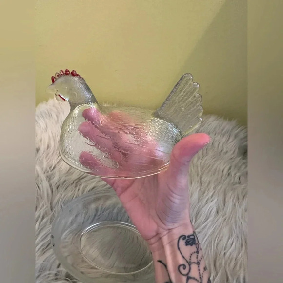 Vintage Indiana Glass Hen On Nest Clear Glass With Red Cone - Picture 5 of 6